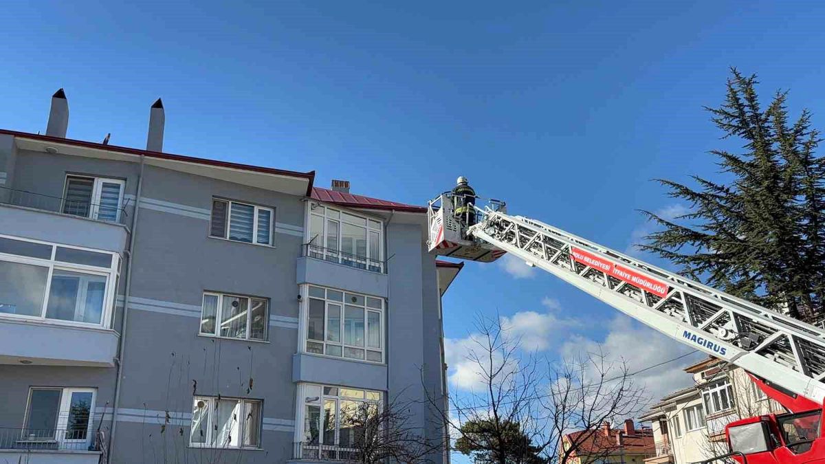 Bolu\'da Çatı Yangını İhbarı Asılsız Çıktı