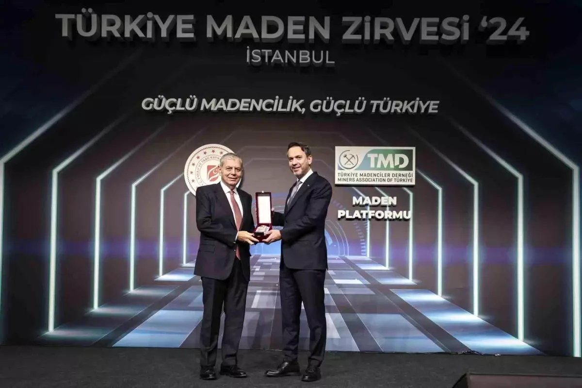 Demir Export, Türkiye Maden Zirvesi\'nde İki Ödül Kazandı