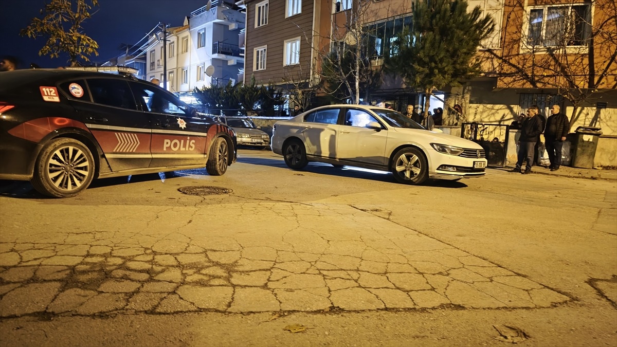 İnegöl\'de Bıçaklı Kavga: Bir Yaralı