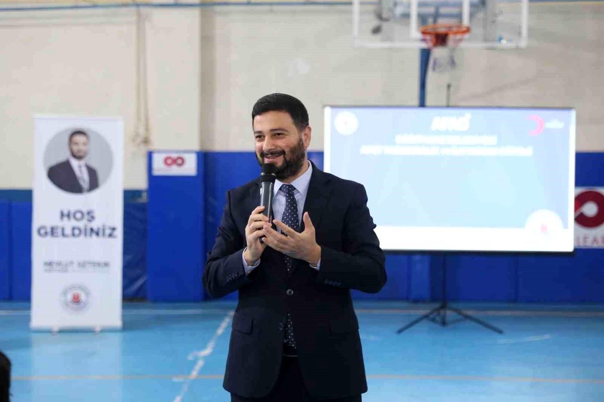 Kağıthane\'de Öğrencilere Afet Farkındalık Eğitimi