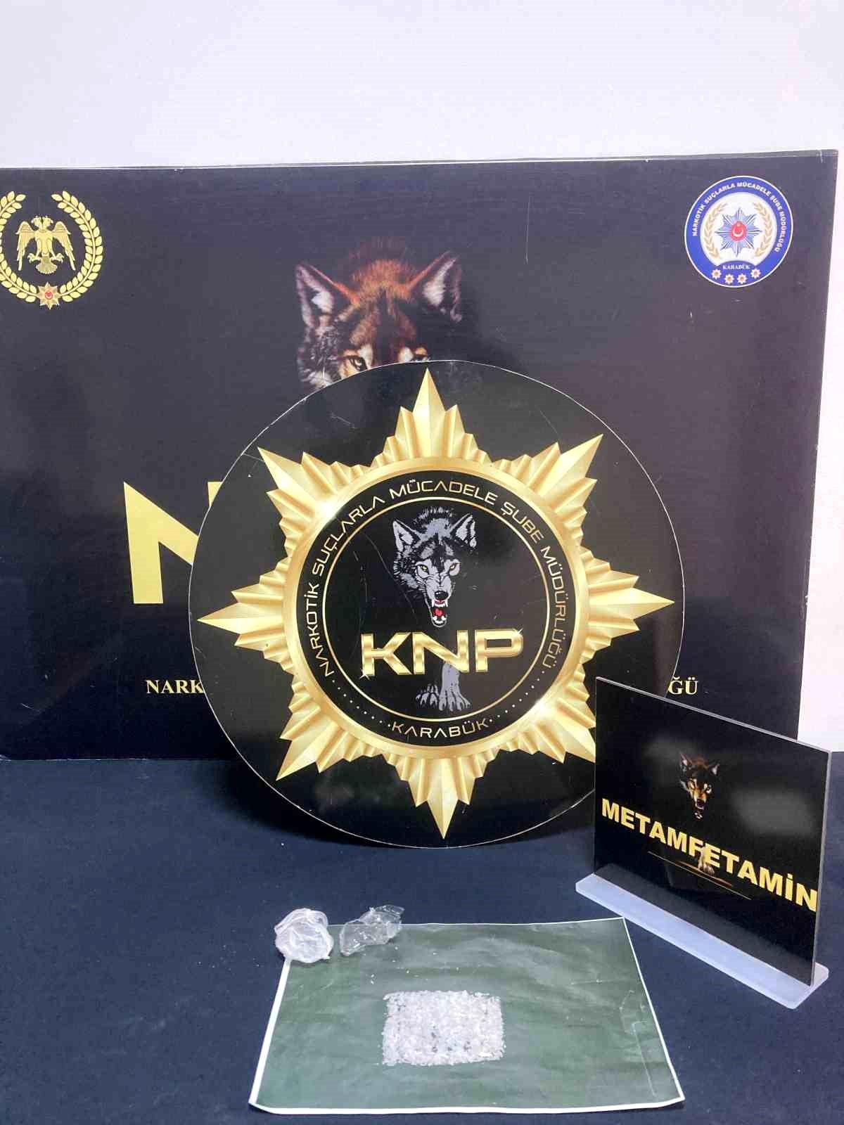 Karabük\'te Uyuşturucu Operasyonu: 3 Gözaltı