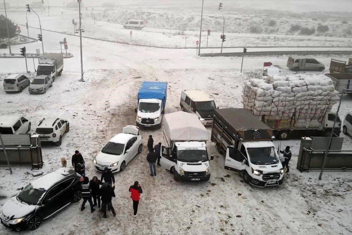 Kars Hayvan Pazarı\'nda Güvenlik Denetimi