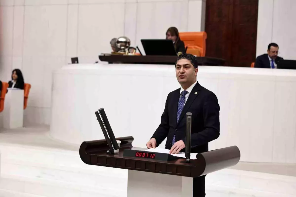 Özdemir: İsrail ile Fiziki Temas Kapıda