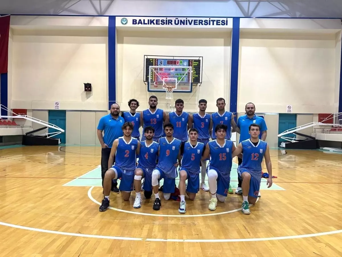 MSKÜ Erkek Basketbol Takımı Şampiyon