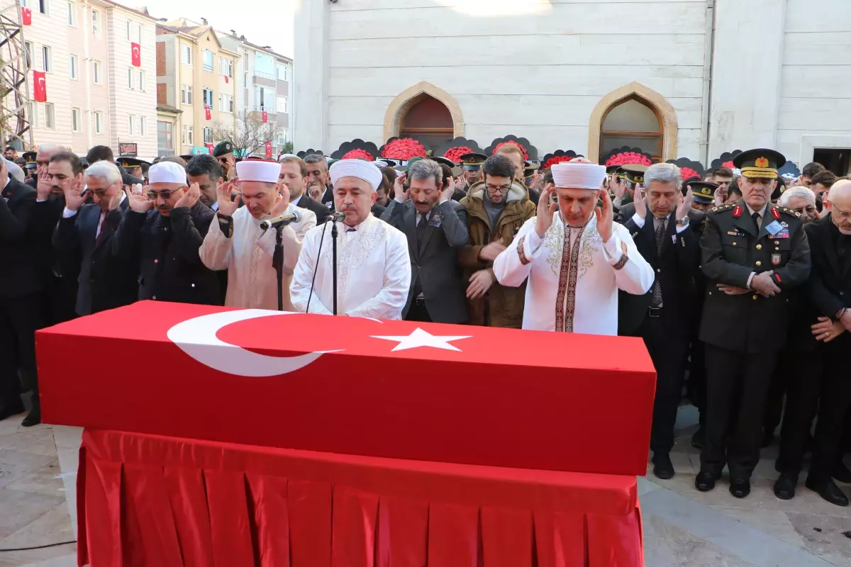 Şehit Teğmen Dağlı, son yolculuğuna uğurlandı