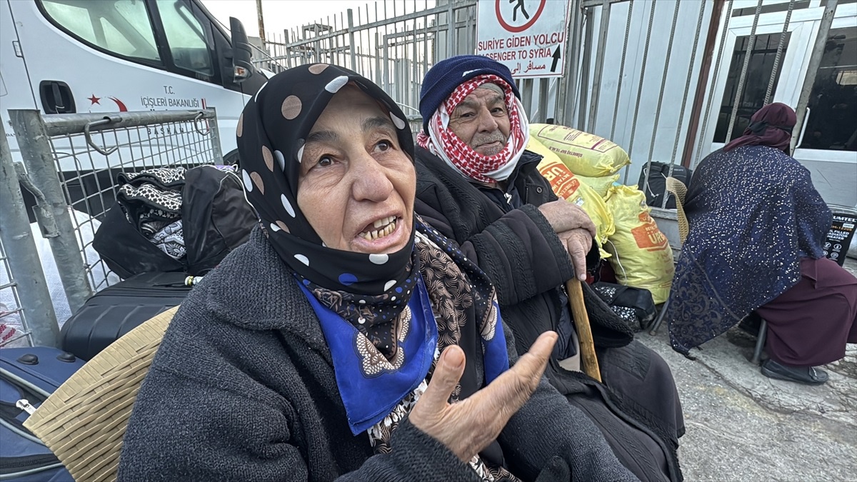 Suriyeliler Ülkelerine Dönüyor