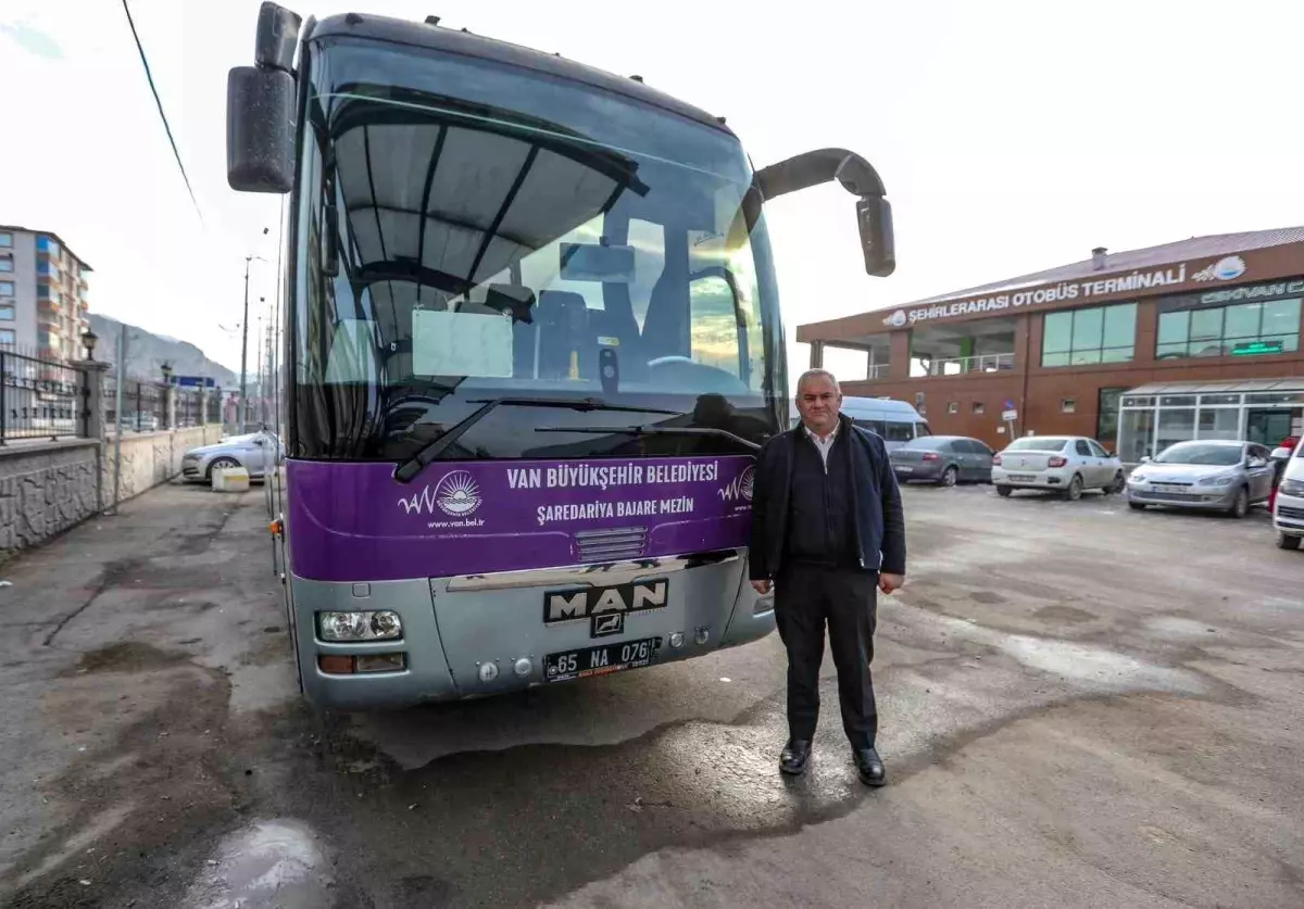 Van-Erciş Kara Yolunda Zincirleme Trafik Kazası: 1 Ölü, 83 Yaralı