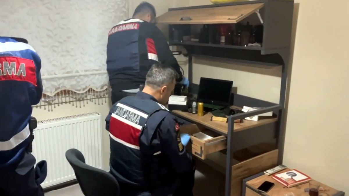 İçişleri Bakanı Yerlikaya\'nın \'Siberağ-11\' Operasyonunda 46 Şüpheli Yakalandı