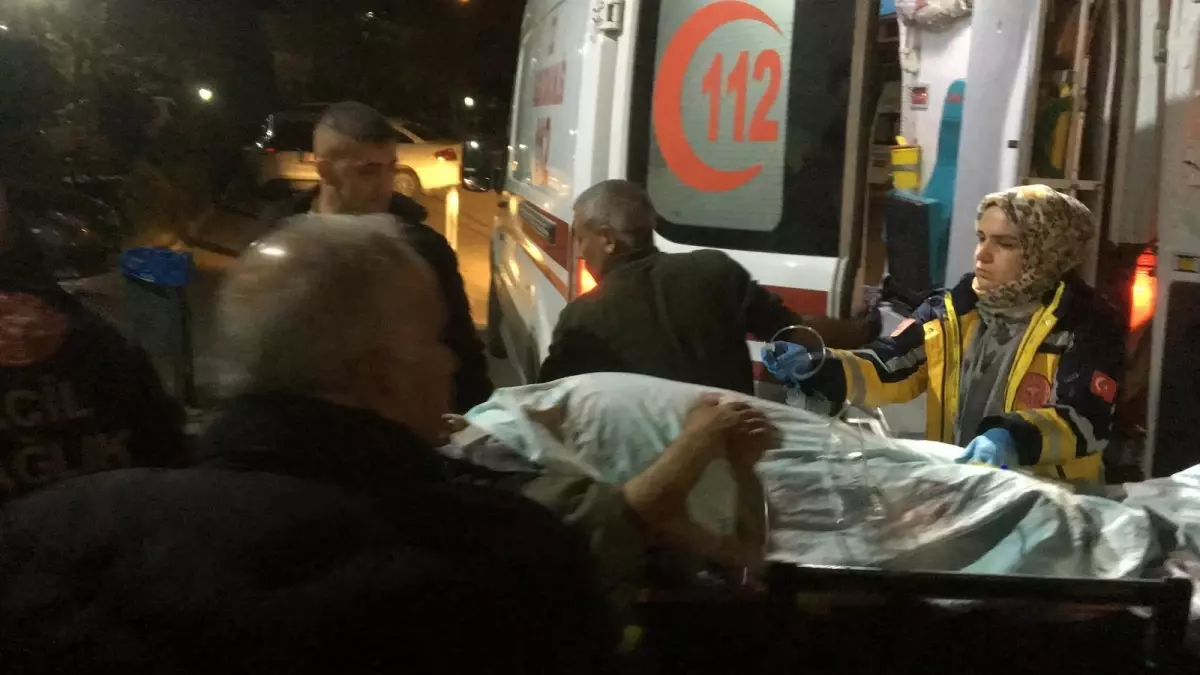 Sincik\'te Minibüs Devrildi: 11 Yaralı