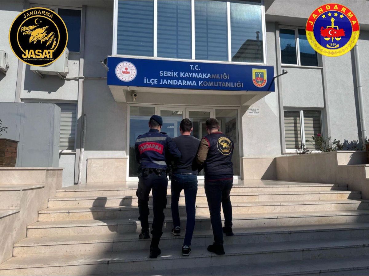 Antalya\'da 6 Aydır Firari Örgüt Lideri Yakalandı