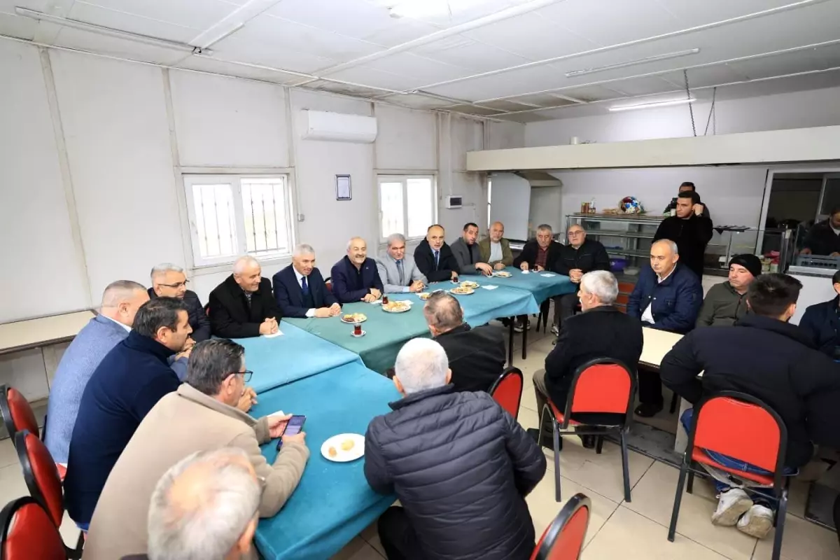 Gebze Belediye Başkanı Büyükgöz, Esnafı Ziyaret Etti