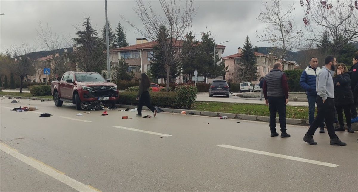 Bolu\'da Elektrikli Motosiklet Kazası