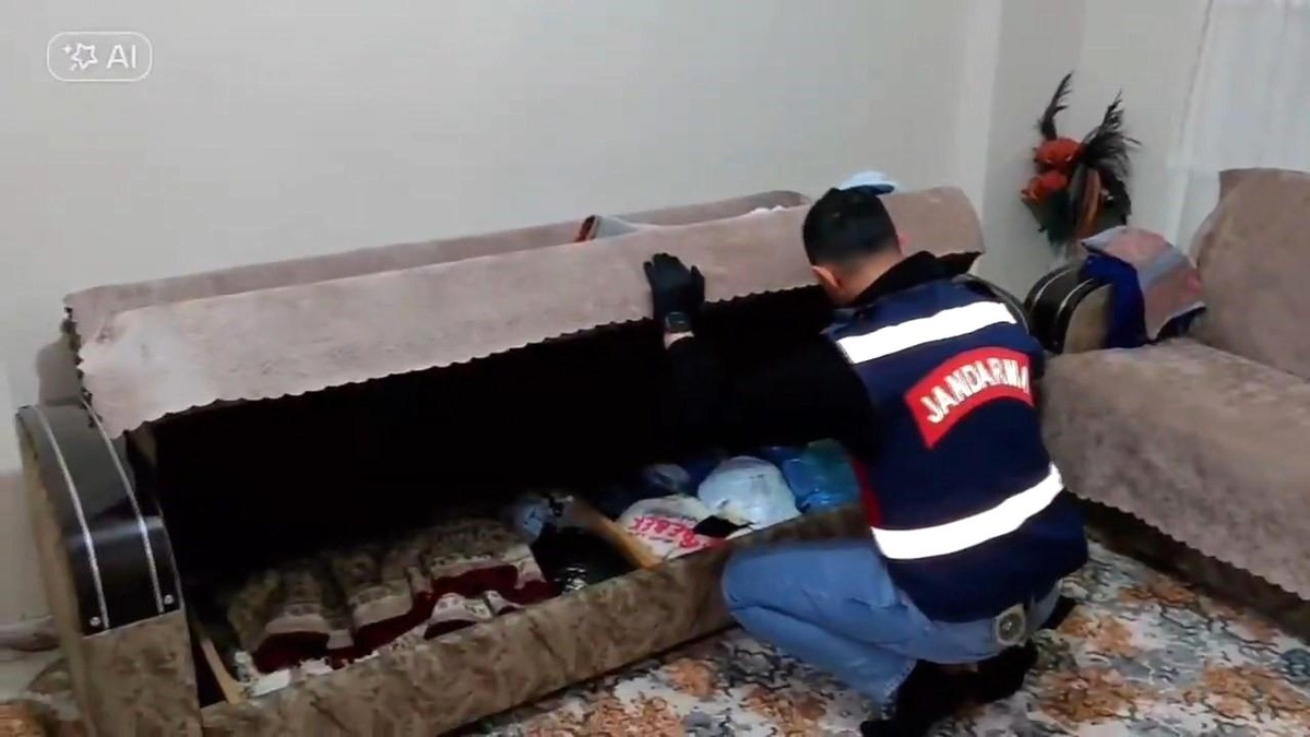 Elazığ\'da Dolandırıcılık Operasyonu: 7 Tutuklama
