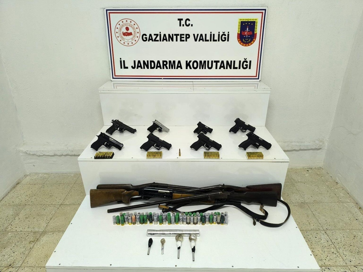 Gaziantep\'te 19 ruhsatsız silah ele geçirildi
