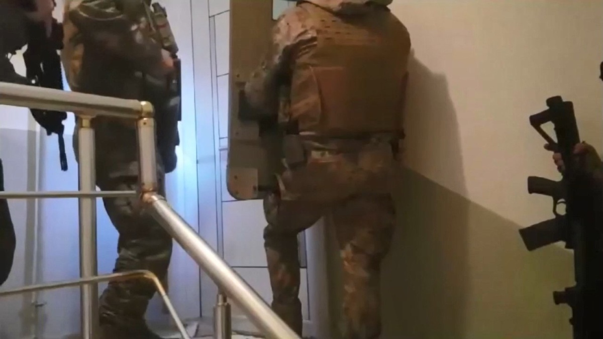 Çalıntı Otomobil Operasyonunda 18 Gözaltı