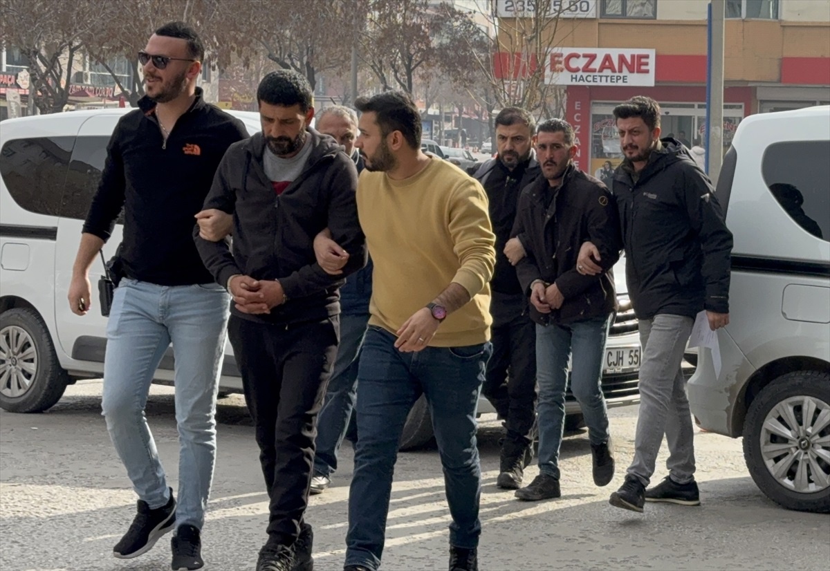 Konya\'da 2 Firari Hükümlü Yakalandı