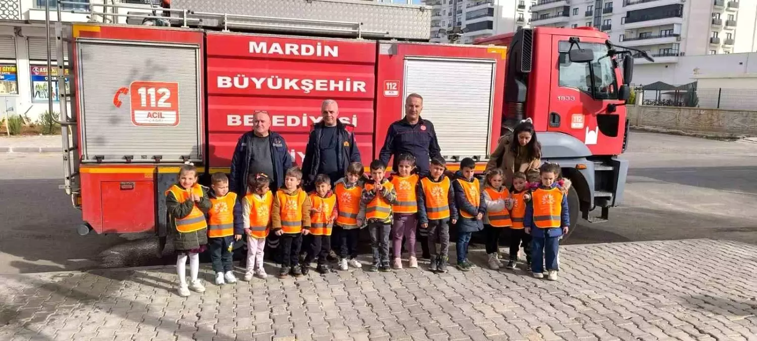 Midyat Anaokulu Öğrencileri İtfaiye Ziyareti Gerçekleştirdi