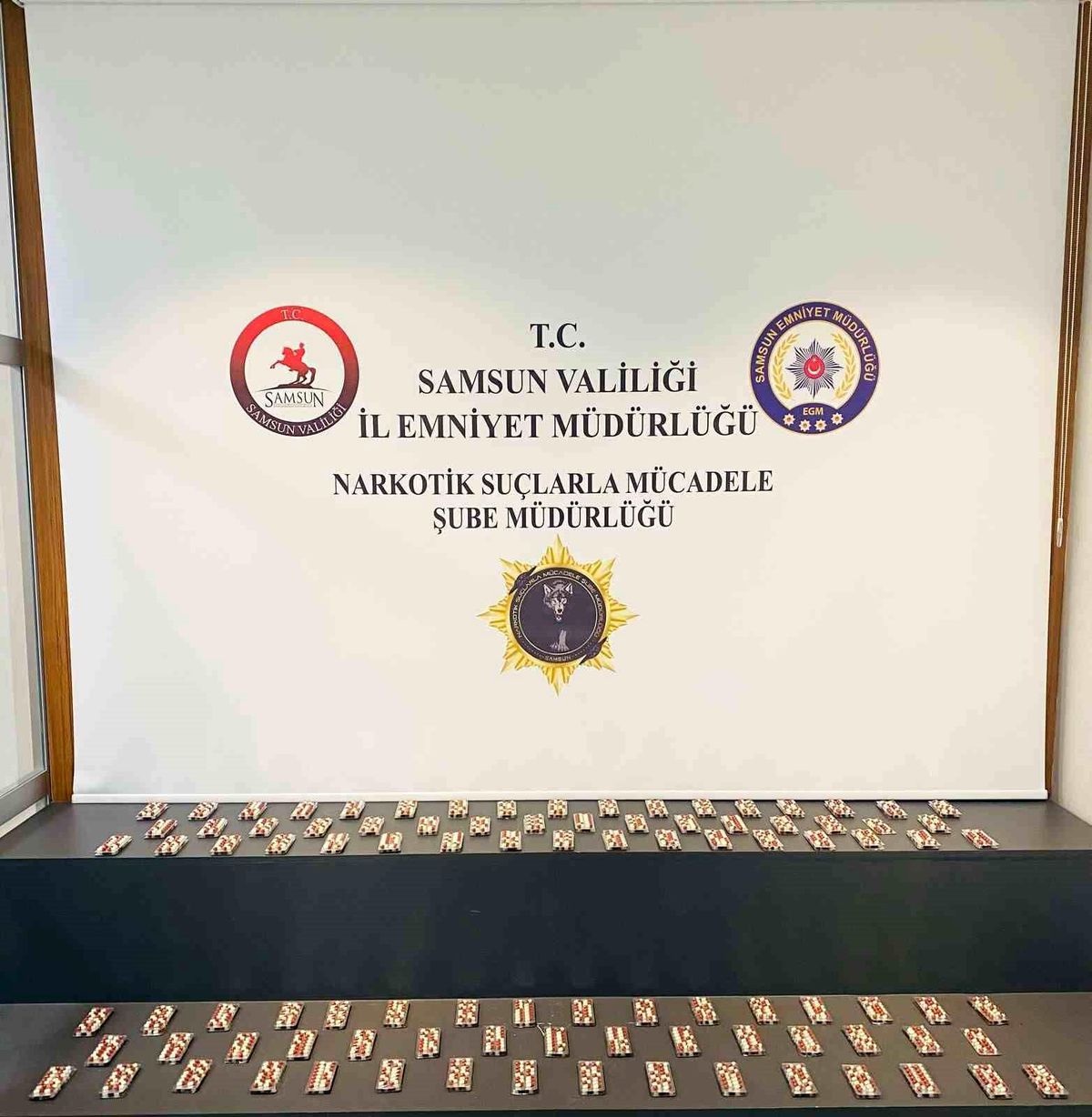 Samsun\'da Sentetik Ecza Operasyonu