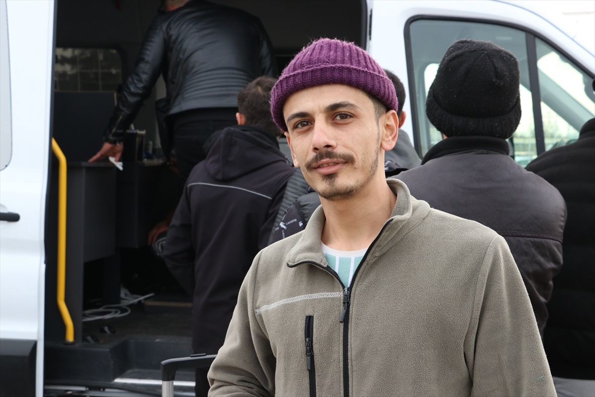 Suriyelilerin Ülkesine Dönüşü Başladı