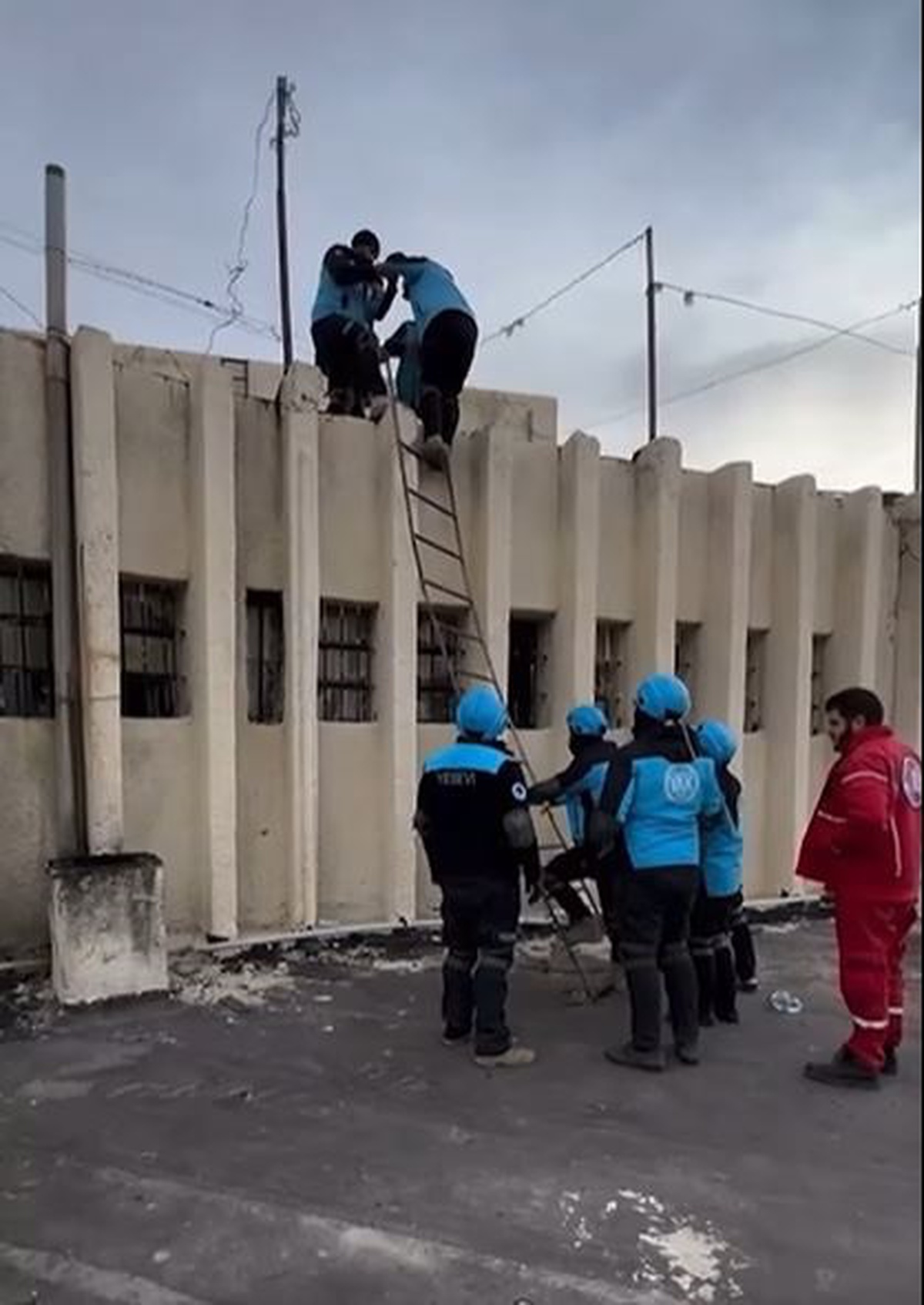 Yesevi Hareketi, Sednaya Hapishanesi\'nde Arama Kurtarma Çalışmalarına Katıldı