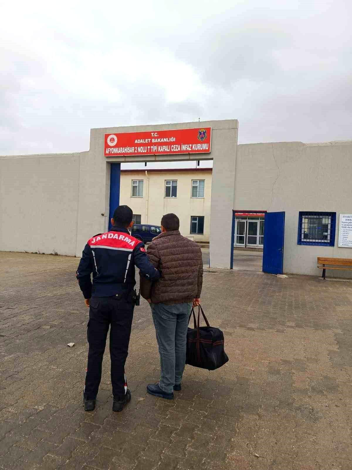 Ağaç Kesme Suçundan 4 Yıl Ceza Alan Şahıs Yakalandı