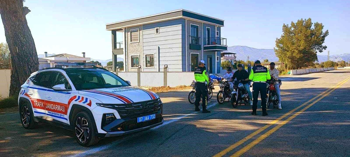 Antalya\'da Motosiklet Denetiminde Cezalar Yağdı