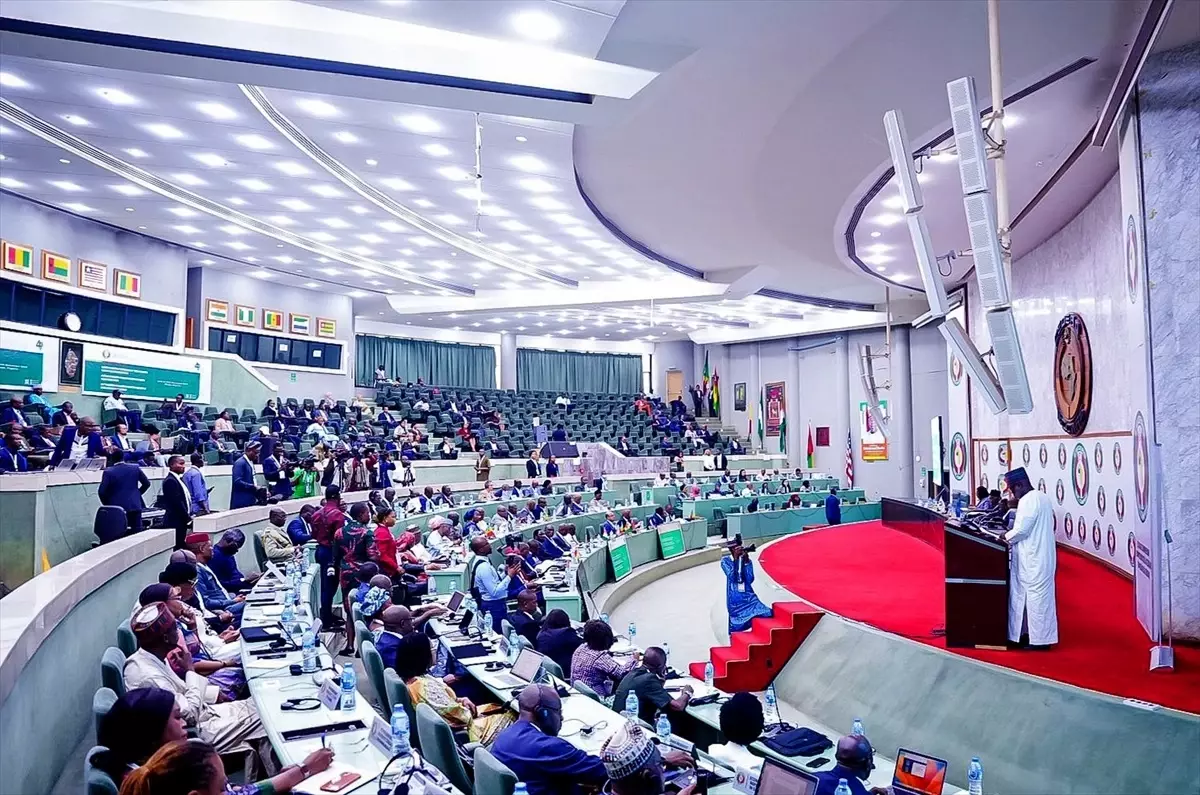 ECOWAS Bakanları Abuja\'da Toplandı