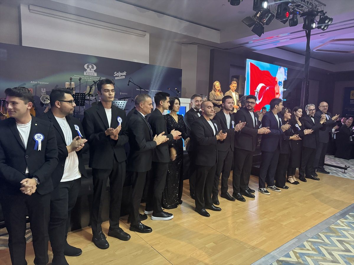 POYD Yıl Sonu Gala Gecesi Düzenledi