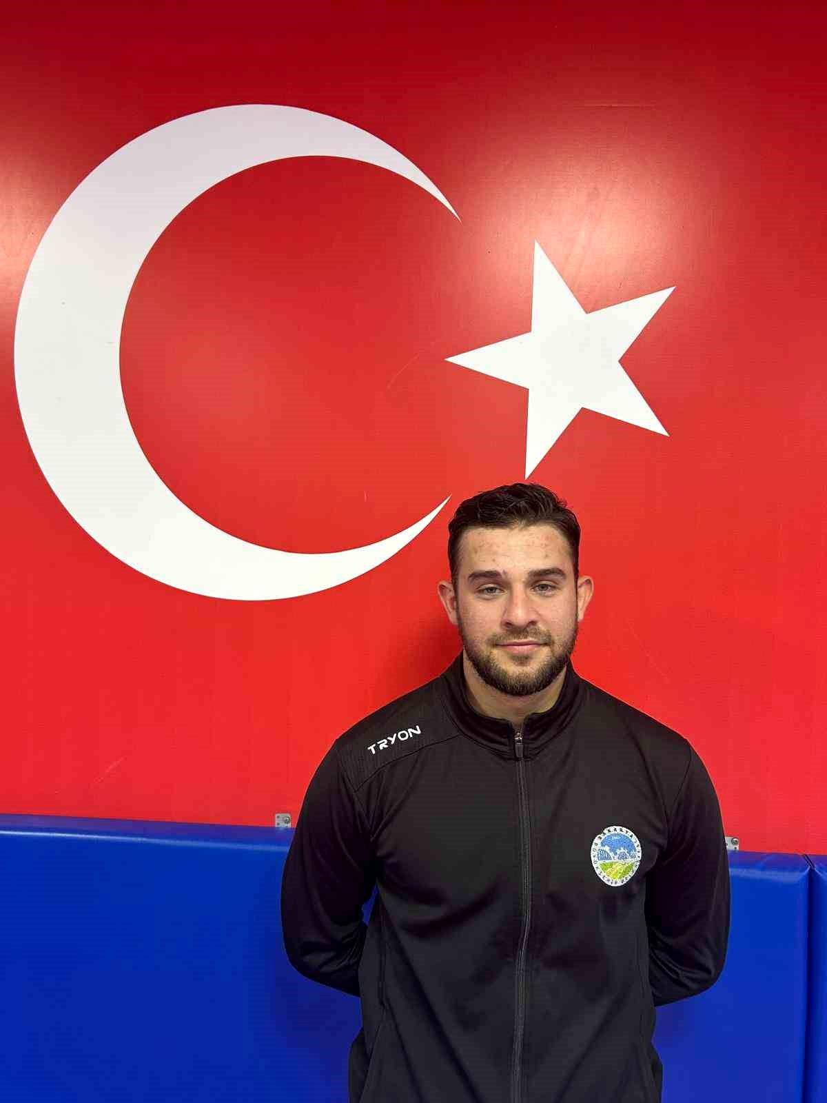 Sakarya Karate Takımı, 12 Sporcu ile Milli Takımda Yer Aldı