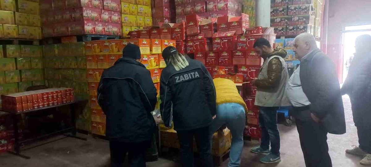 Şehitkamil\'de tarihi geçmiş 494 koli ürün imha edildi