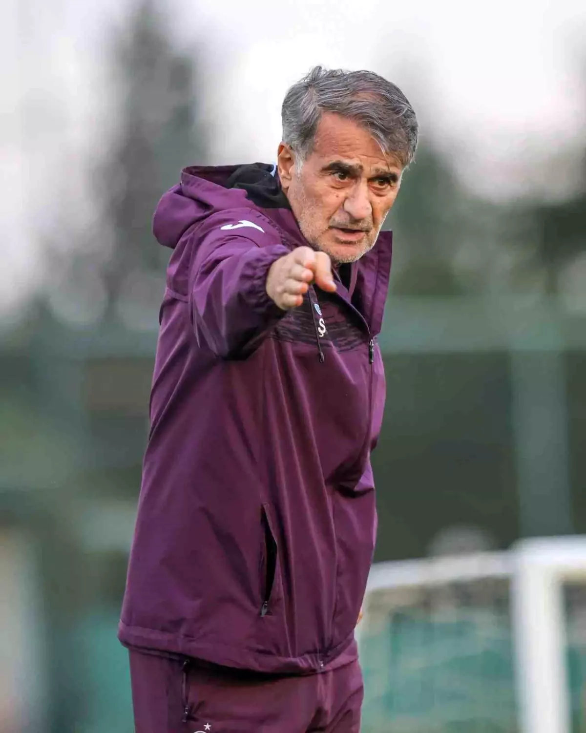 Şenol Güneş: Futbolun Özünü Korumak Önemli