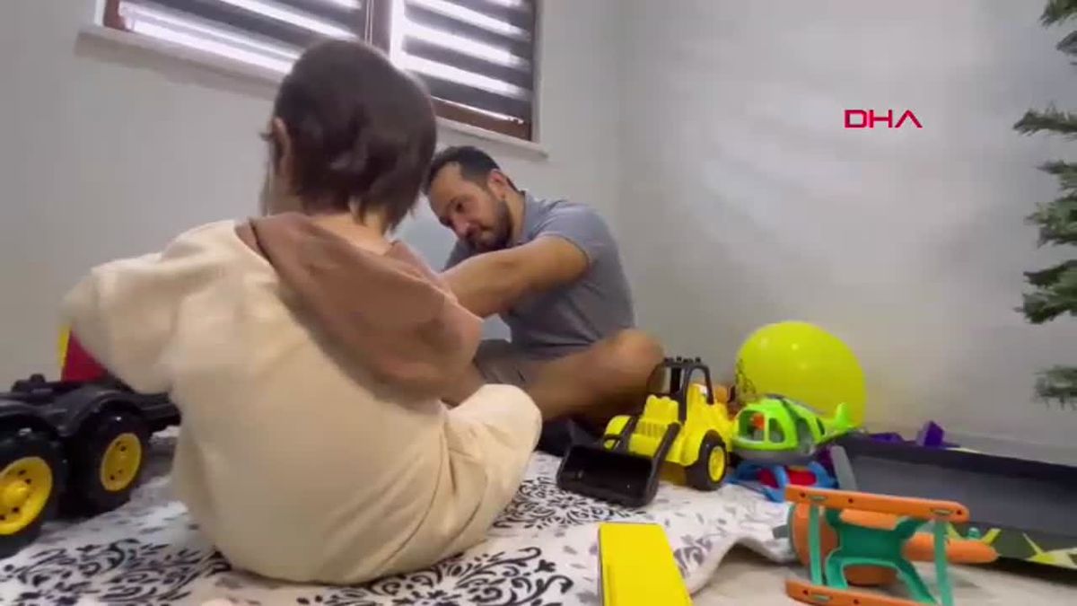 Bursalı Anne, Oğlunun İmajını Sosyal Medyada Satışa Sundu: Velayet Baba Serdar A.\'ya Verildi