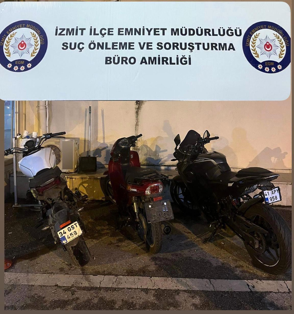 Kocaeli\'de Motosiklet Hırsızları Yakalandı