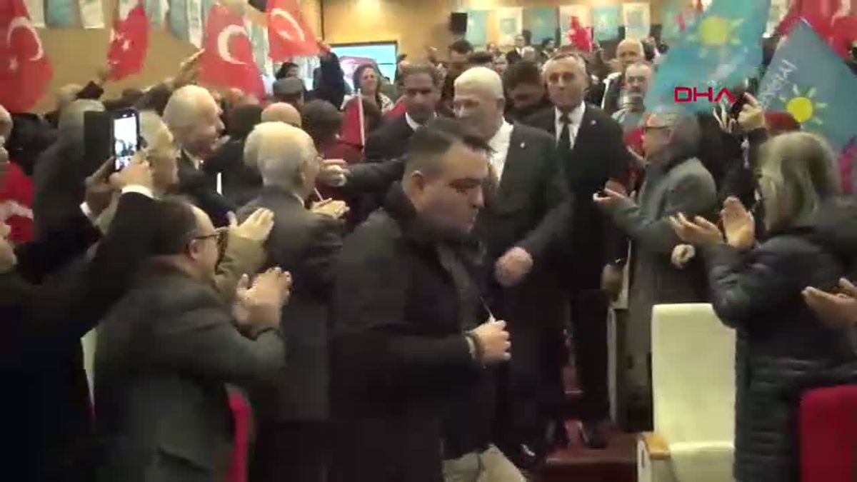 İYİ Parti Genel Başkanı Dervişoğlu: Suriyelilerin Vatandaşlığı İptal Edilsin
