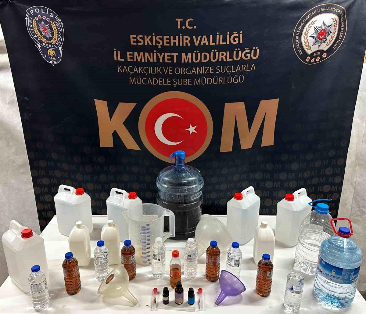 Eskişehir\'de Sahte Alkol Operasyonu