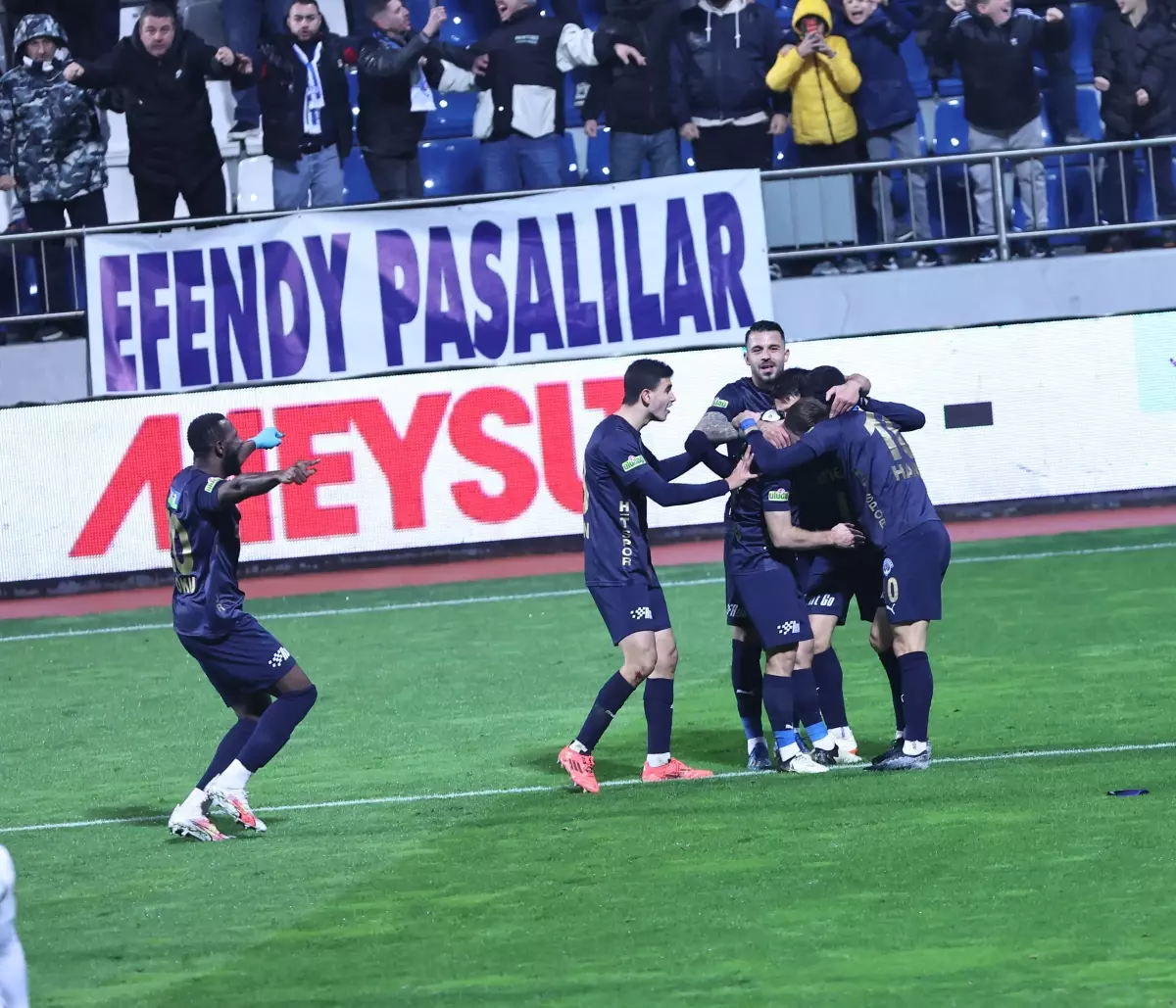 Kasımpaşa, Eyüpspor\'u 2-0 mağlup etti