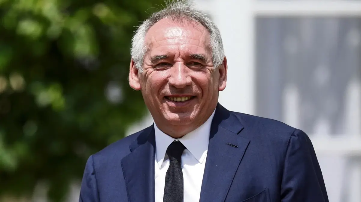 Fransa\'nın yeni Başbakanı François Bayrou oldu