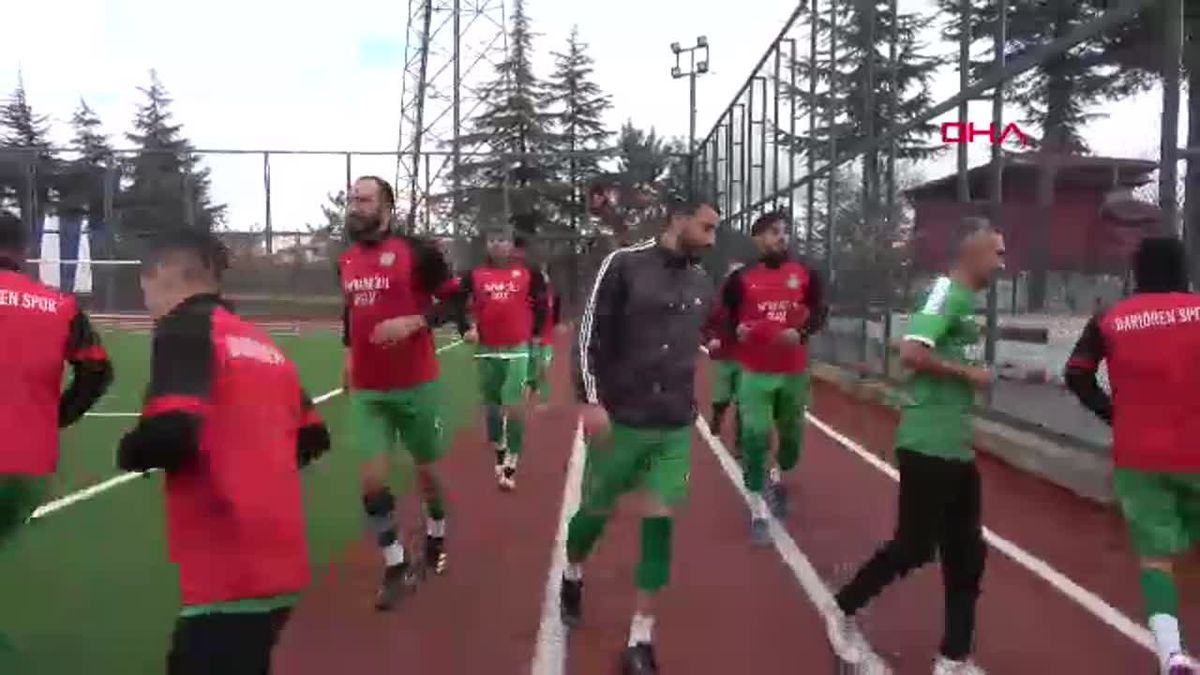 Öncü Ailesi Aynı Takımda Futbol Oynuyor