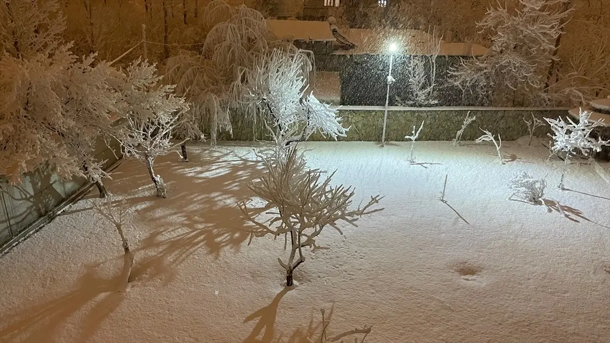 Van\'da Eğitime Kar Engeli