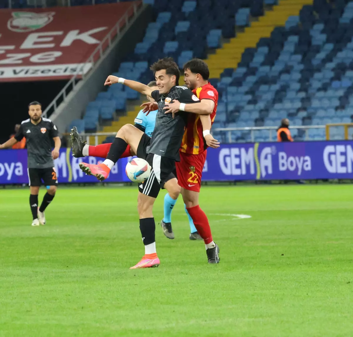 Adanaspor, Yeni Malatyaspor\'u 3-1 Mağlup Etti