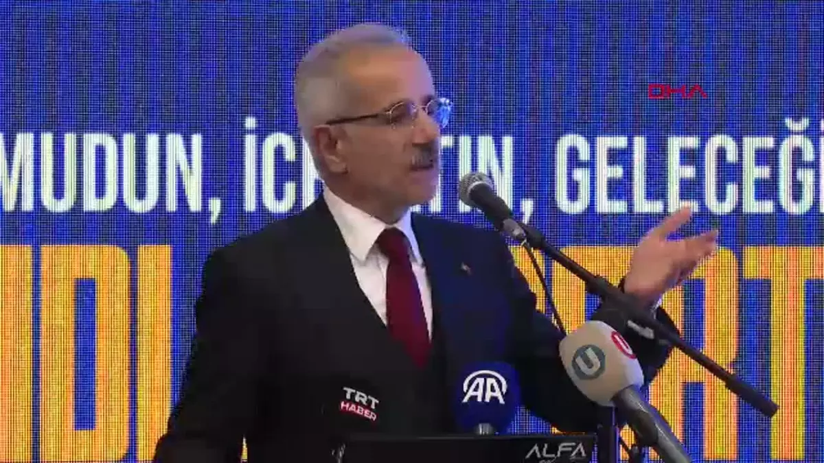 Ulaştırma Bakanı Uraloğlu: Gümüşhane-Bayburt Havalimanı\'nı 2026\'da açacağız