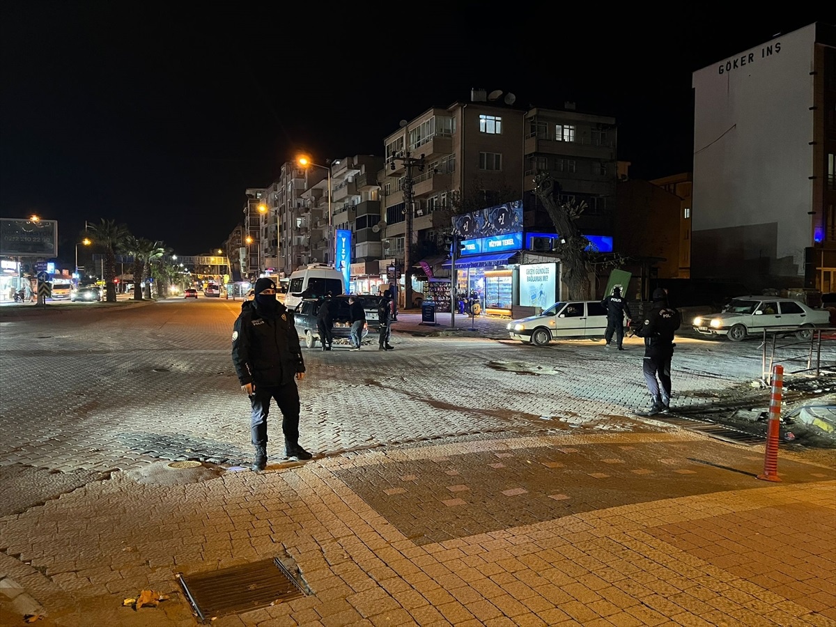 9 Şüpheli Edremit\'te Yakalandı