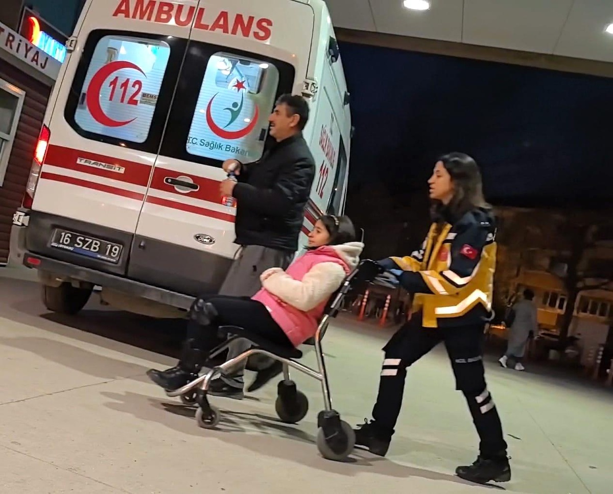 İnegöl\'de Kaza: 4 Yaralı, Alkollü Sürücü Cezalandırıldı