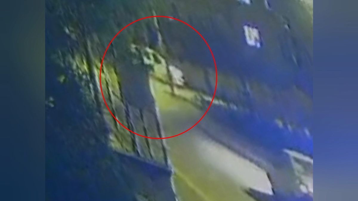 İnegöl\'de Motosiklet ve Hafif Ticari Araç Çarpıştı: 3 Yaralı