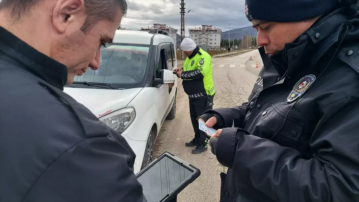 Gümüşhacıköy\'de Trafik Denetimleri Artıyor