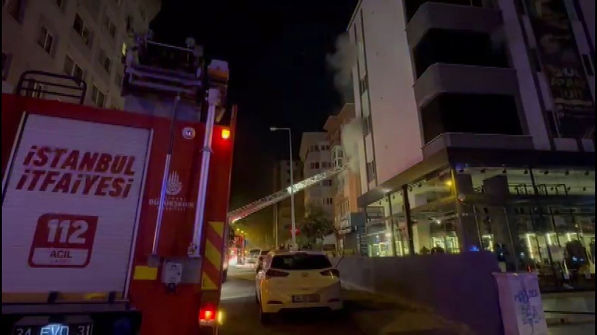 Maltepe\'deki Apart Otelde Yangın Çıktı