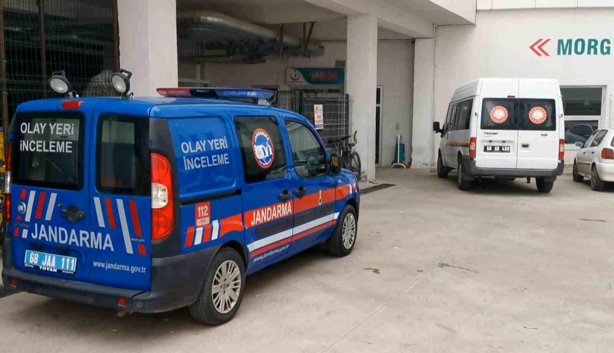 Aksaray\'da İş Kazası: 30 Yaşındaki İşçi Hayatını Kaybetti