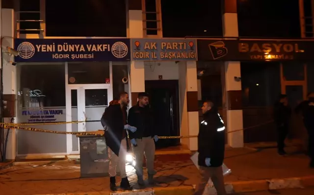 AK Parti binasına molotoflu saldırı