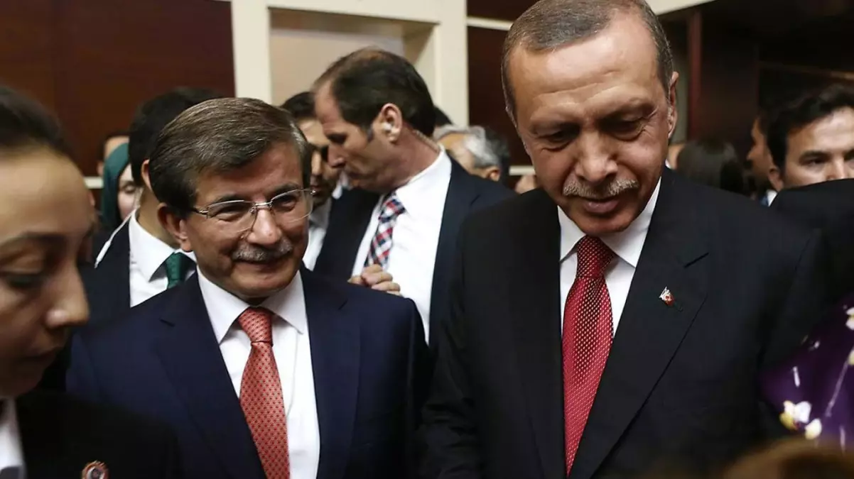 AK Partili Mücahit Birinci\'den Davutoğlu çağrısı: AK Parti\'de siyaset yapabilmeli