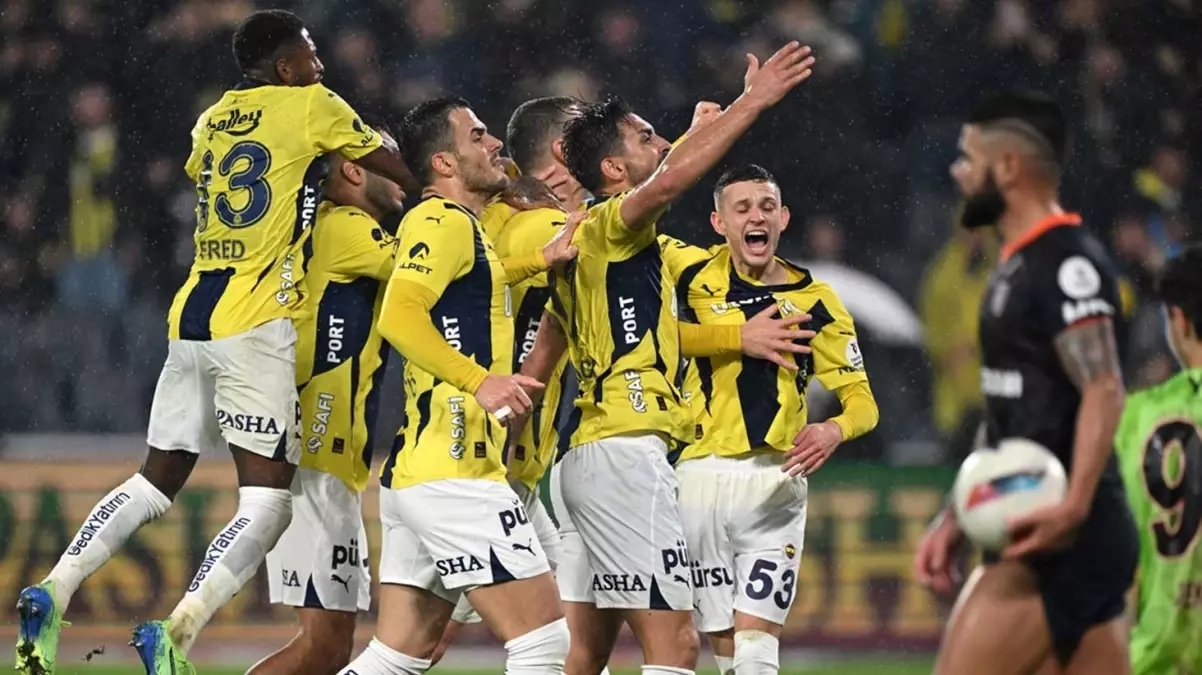 Fenerbahçe, RAMS Başakşehir\'i Kadıköy\'de 3-1 yendi